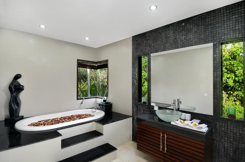 Villa Delapan Canggu Екстериор снимка